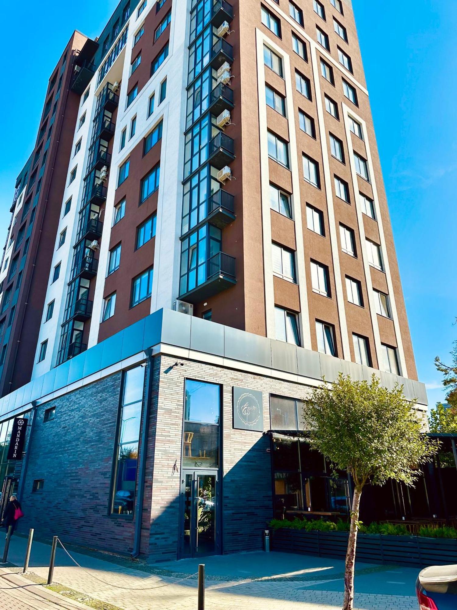 Modern Apartments With A Coffee Machine In The City Center, A View Of The City リウネ エクステリア 写真
