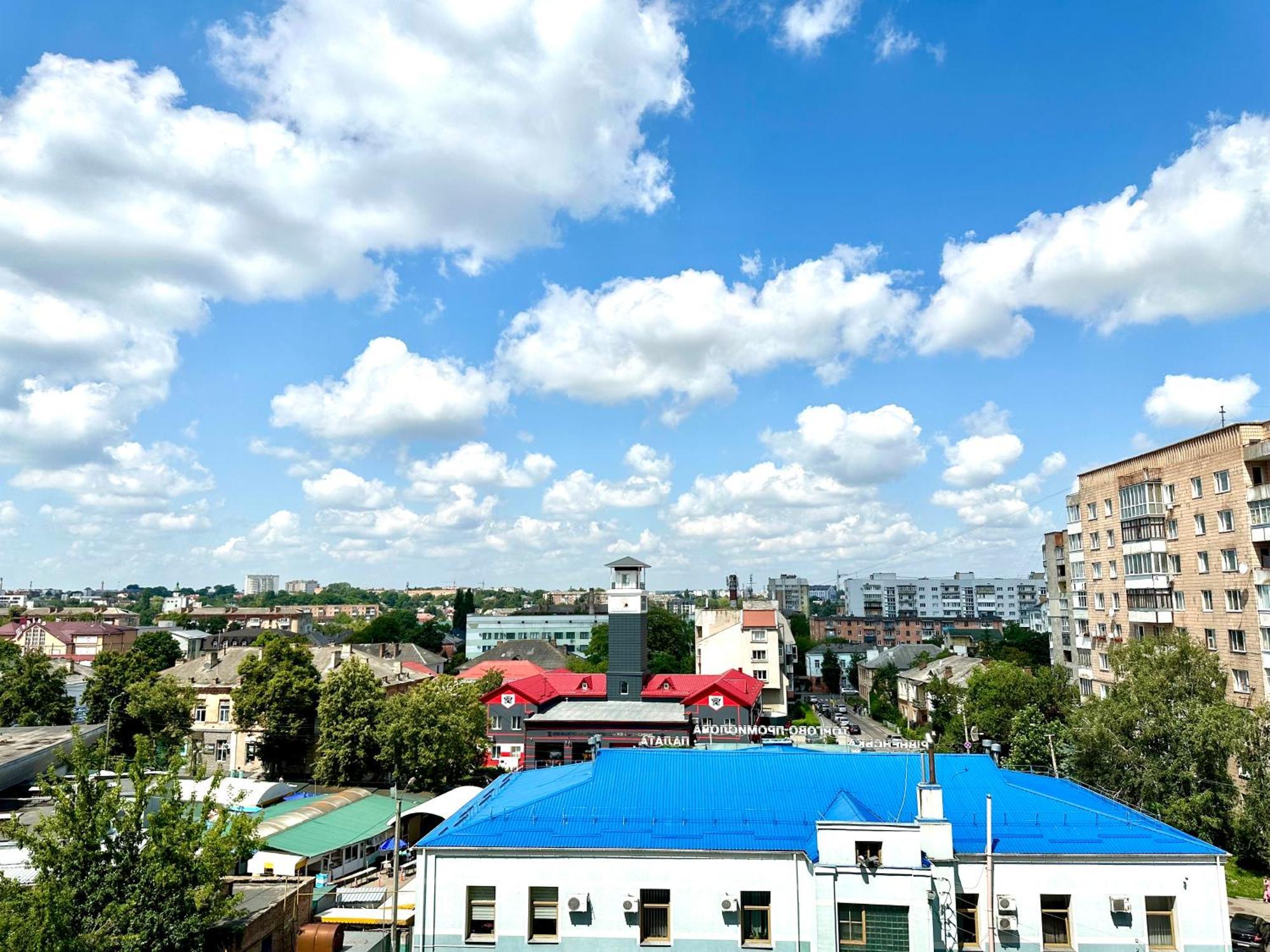 Modern Apartments With A Coffee Machine In The City Center, A View Of The City リウネ エクステリア 写真