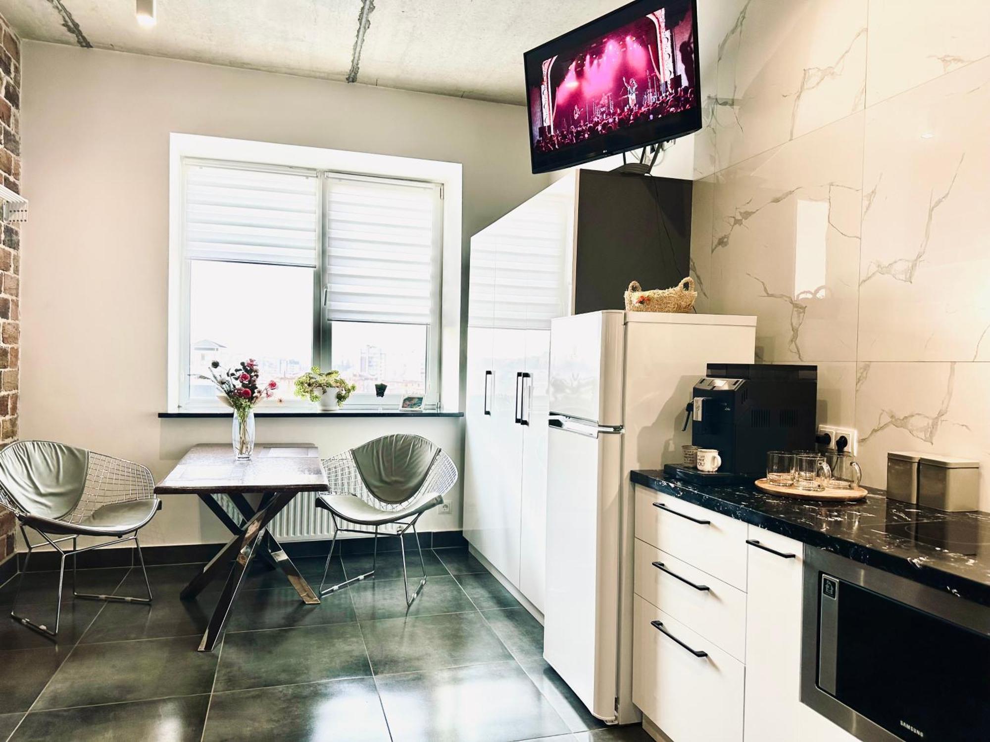 Modern Apartments With A Coffee Machine In The City Center, A View Of The City リウネ エクステリア 写真